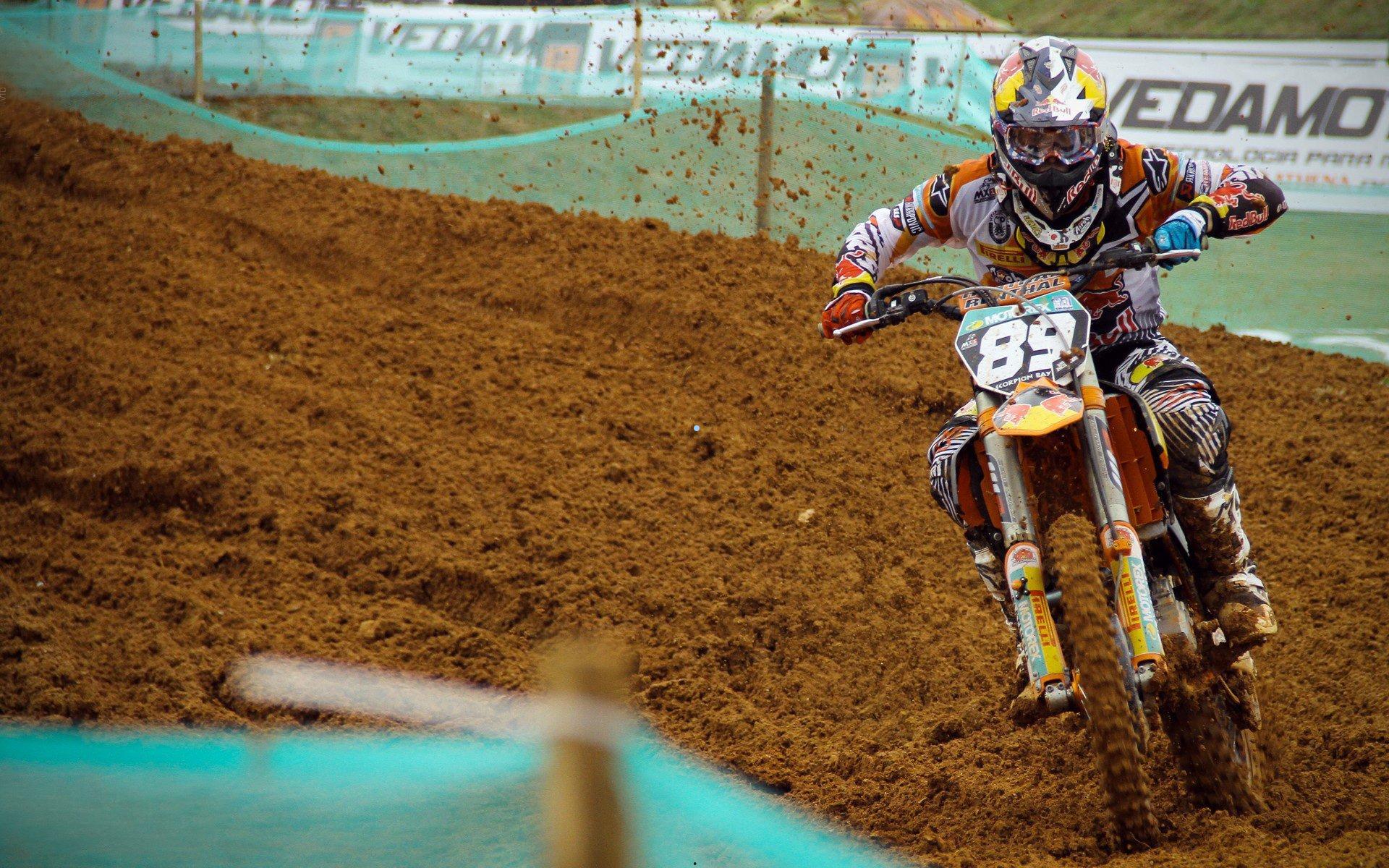 弗莱彻深情誓言，此生无悔效忠，必将倾力回馈挚爱俱乐部